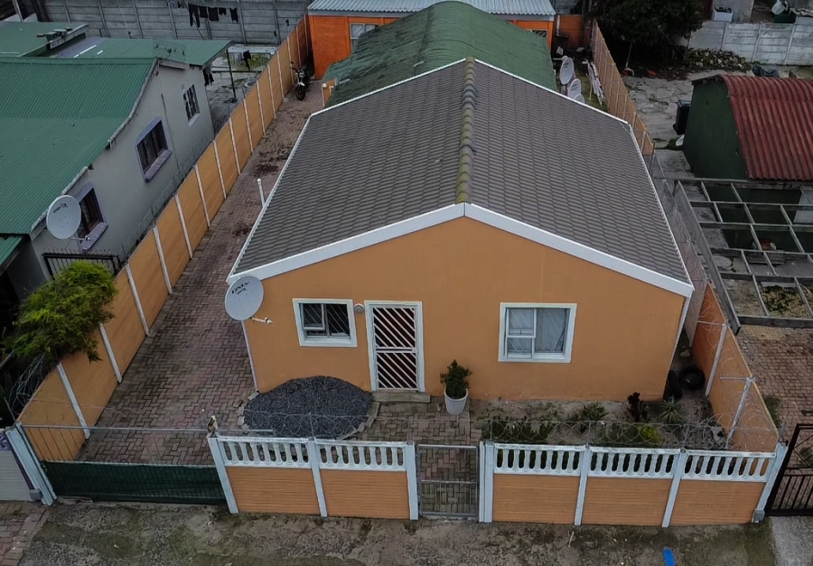 6 Bedroom Property for Sale in Scottsville Western Cape